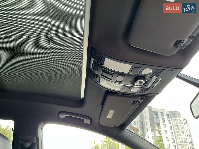 Позашляховик / Кросовер Audi Q7 2014 в Львові