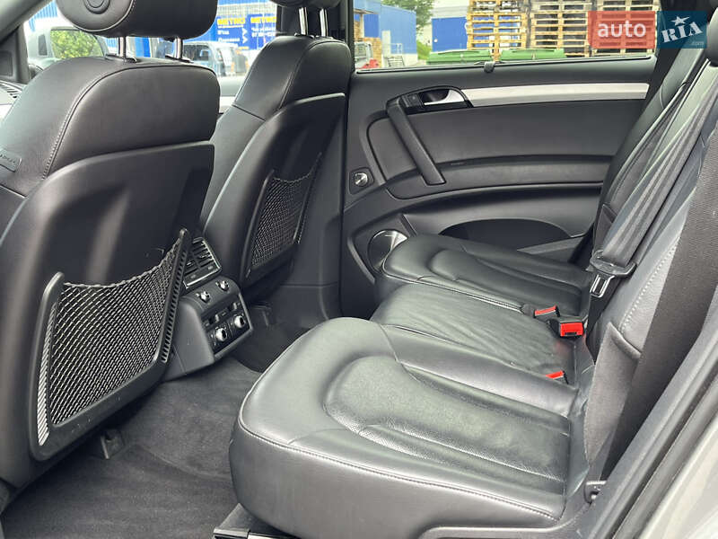 Позашляховик / Кросовер Audi Q7 2014 в Львові