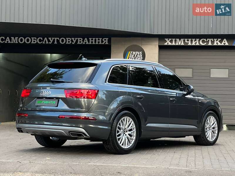 Позашляховик / Кросовер Audi Q7 2015 в Одесі фото 7 Позашляховик / Кросовер Audi Q7 2015 в Одесі