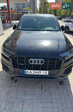 Внедорожник / Кроссовер Audi Q7 2020 в Киеве