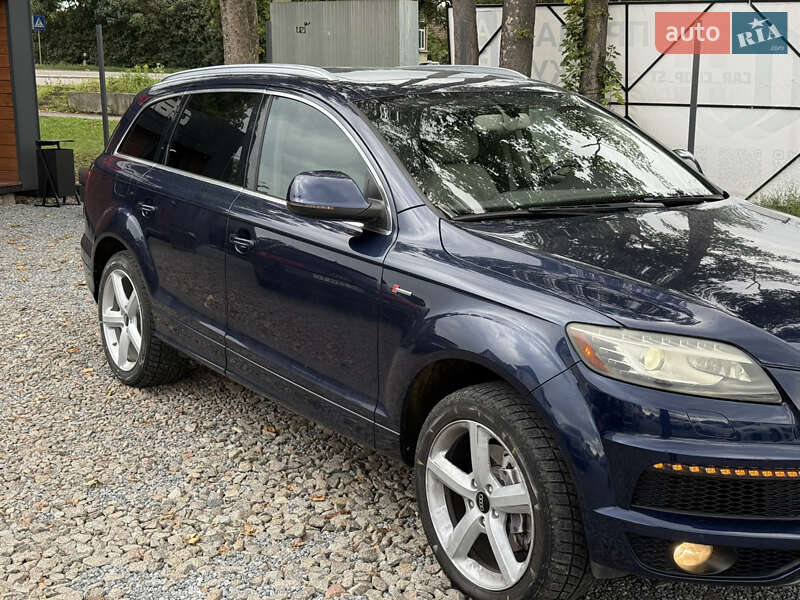 Внедорожник / Кроссовер Audi Q7 2013 в Стрые