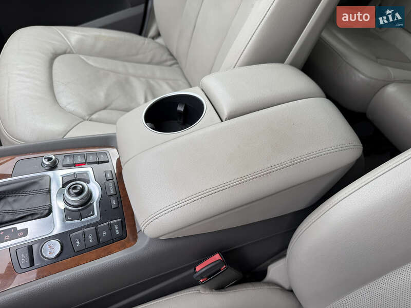 Внедорожник / Кроссовер Audi Q7 2013 в Стрые
