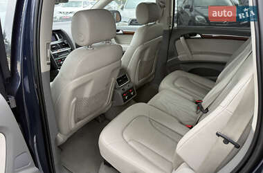 Внедорожник / Кроссовер Audi Q7 2013 в 