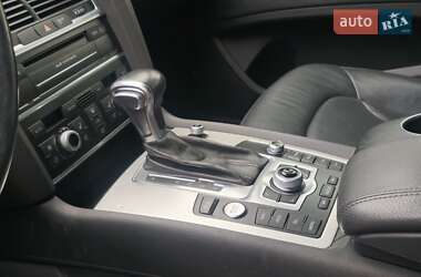 Внедорожник / Кроссовер Audi Q7 2015 в 