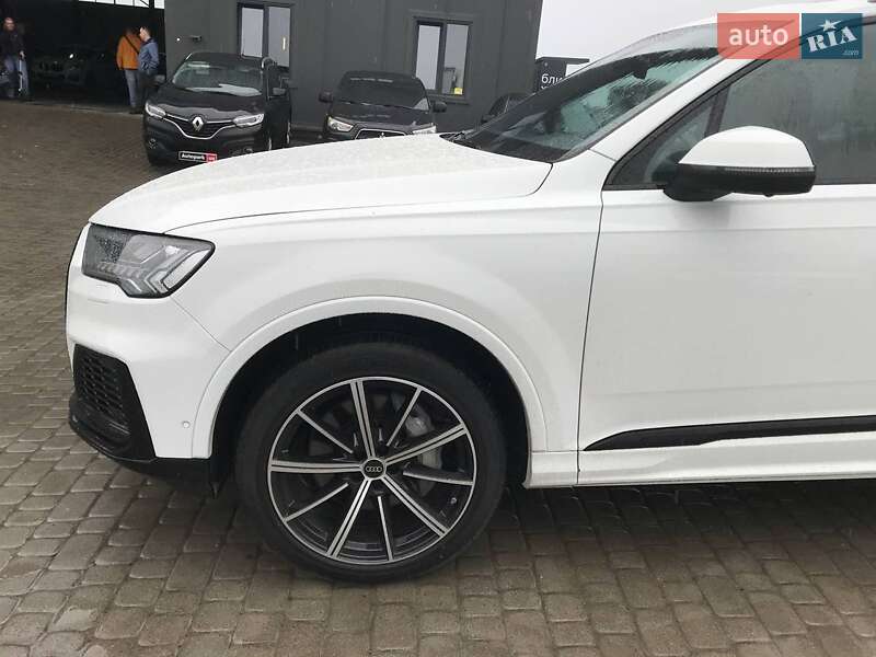 Внедорожник / Кроссовер Audi Q7 2022 в Львове