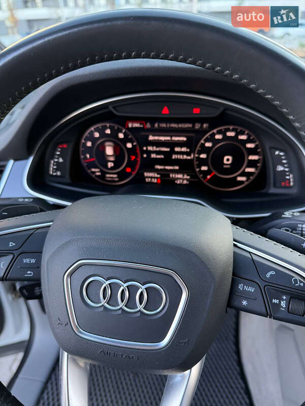 Позашляховик / Кросовер Audi Q7 2019 в Києві