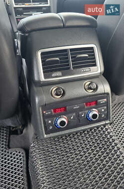 Внедорожник / Кроссовер Audi Q7 2012 в 