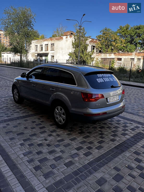 Внедорожник / Кроссовер Audi Q7 2008 в Измаиле