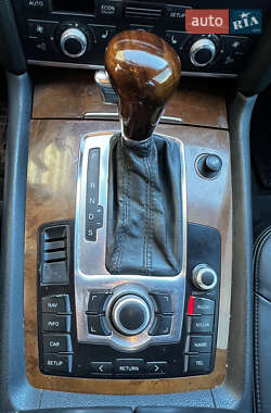 Внедорожник / Кроссовер Audi Q7 2008 в 