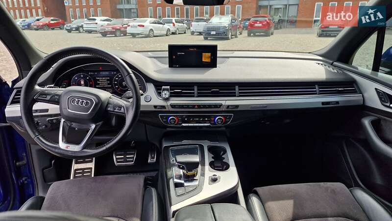 Позашляховик / Кросовер Audi Q7 2017 в Дніпрі фото 22 Позашляховик / Кросовер Audi Q7 2017 в Дніпрі