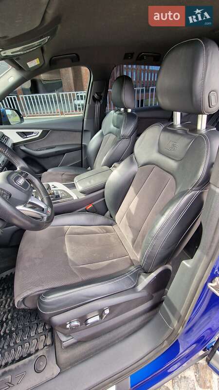 Позашляховик / Кросовер Audi Q7 2017 в Дніпрі фото 26 Позашляховик / Кросовер Audi Q7 2017 в Дніпрі