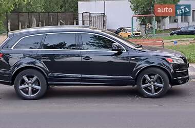 Позашляховик / Кросовер Audi Q7 2008 в 