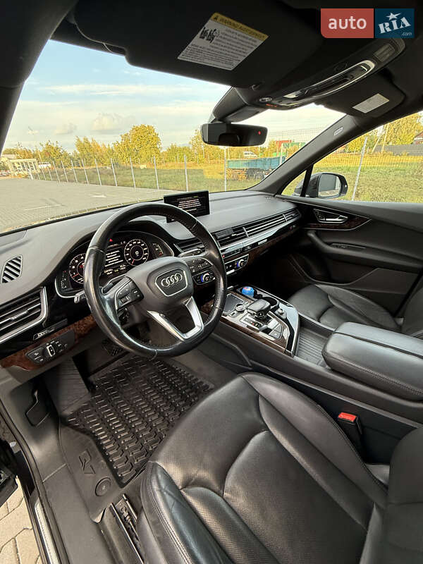 Внедорожник / Кроссовер Audi Q7 2016 в Нововолынске фото 24 Внедорожник / Кроссовер Audi Q7 2016 в Нововолынске
