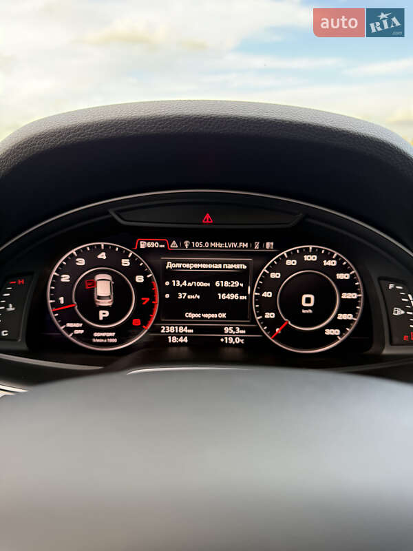 Внедорожник / Кроссовер Audi Q7 2016 в Нововолынске фото 25 Внедорожник / Кроссовер Audi Q7 2016 в Нововолынске