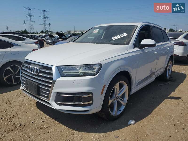 Внедорожник / Кроссовер Audi Q7 2019 в 