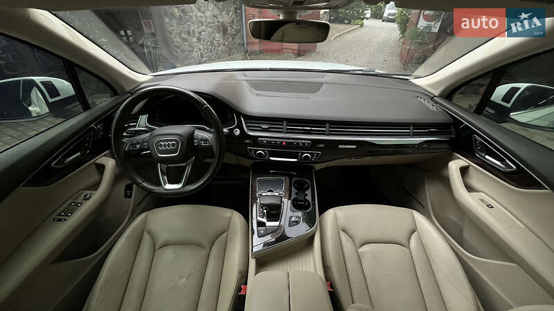 Внедорожник / Кроссовер Audi Q7 2016 в Хмельницком