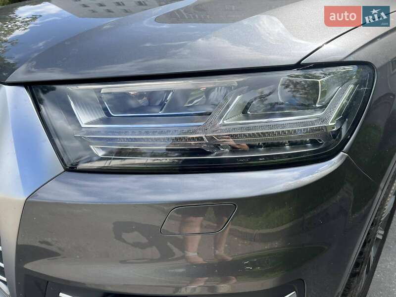 Внедорожник / Кроссовер Audi Q7 2018 в Киеве