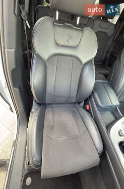 Внедорожник / Кроссовер Audi Q7 2016 в 
