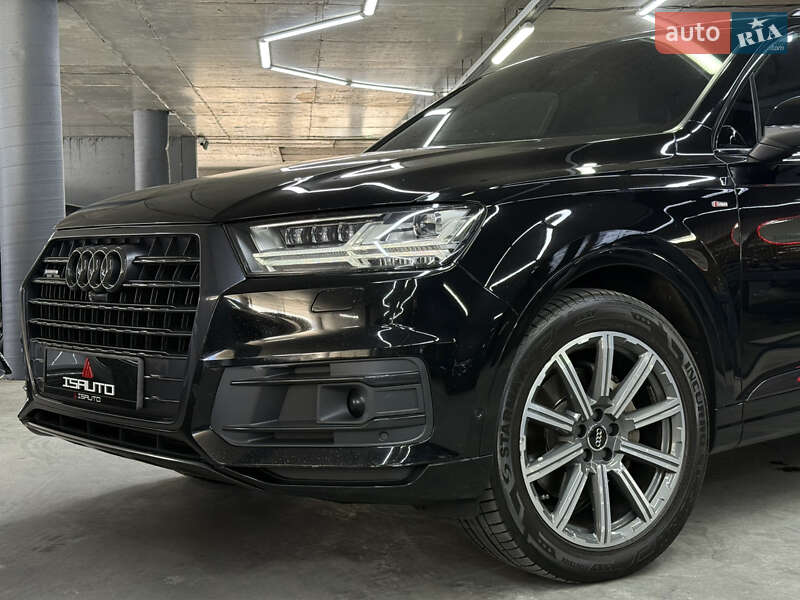 Позашляховик / Кросовер Audi Q7 2017 в Одесі