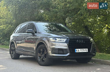 Внедорожник / Кроссовер Audi Q7 2019 в 