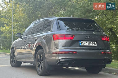 Внедорожник / Кроссовер Audi Q7 2019 в 