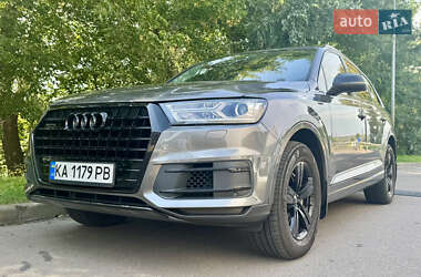 Внедорожник / Кроссовер Audi Q7 2019 в 