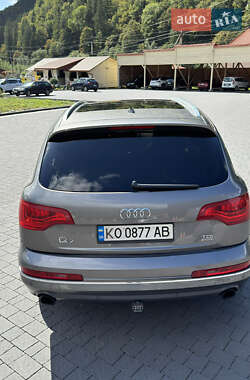 Внедорожник / Кроссовер Audi Q7 2013 в 