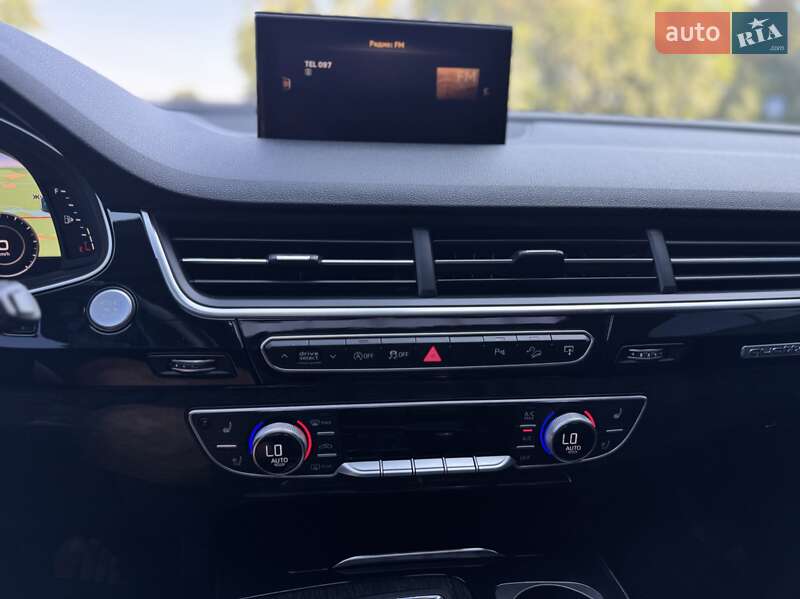 Позашляховик / Кросовер Audi Q7 2016 в Львові фото 14 Позашляховик / Кросовер Audi Q7 2016 в Львові