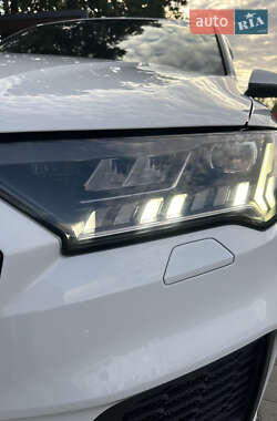 Внедорожник / Кроссовер Audi Q7 2020 в 