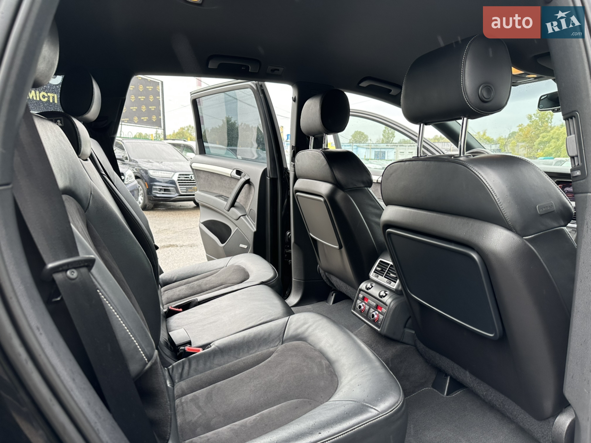 2011 Audi Q7 - мініатюра 21