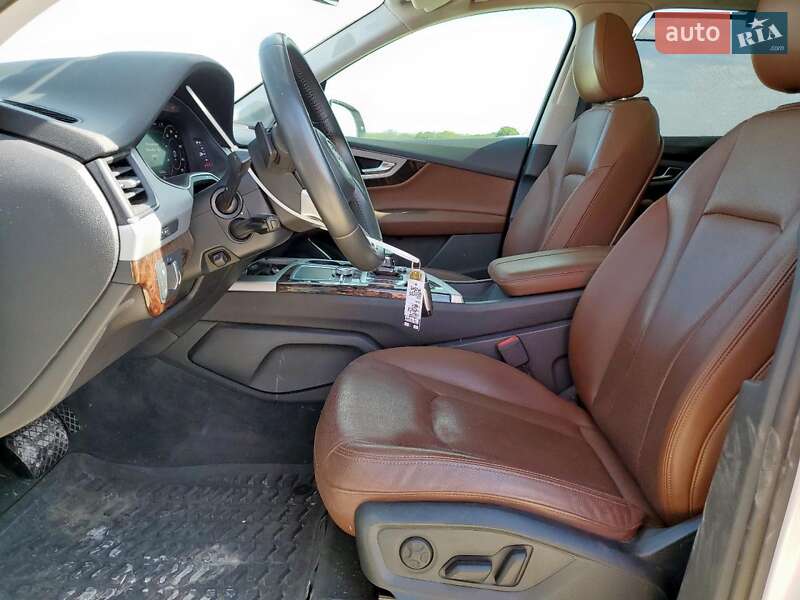 Позашляховик / Кросовер Audi Q7 2019 в Тернополі