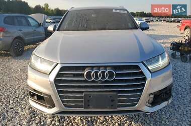 Внедорожник / Кроссовер Audi Q7 2017 в 