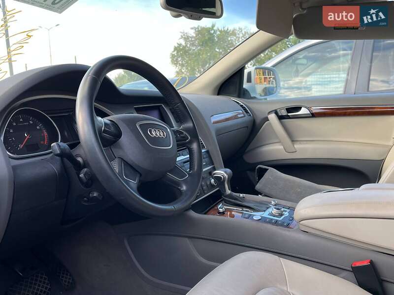 Внедорожник / Кроссовер Audi Q7 2015 в Львове