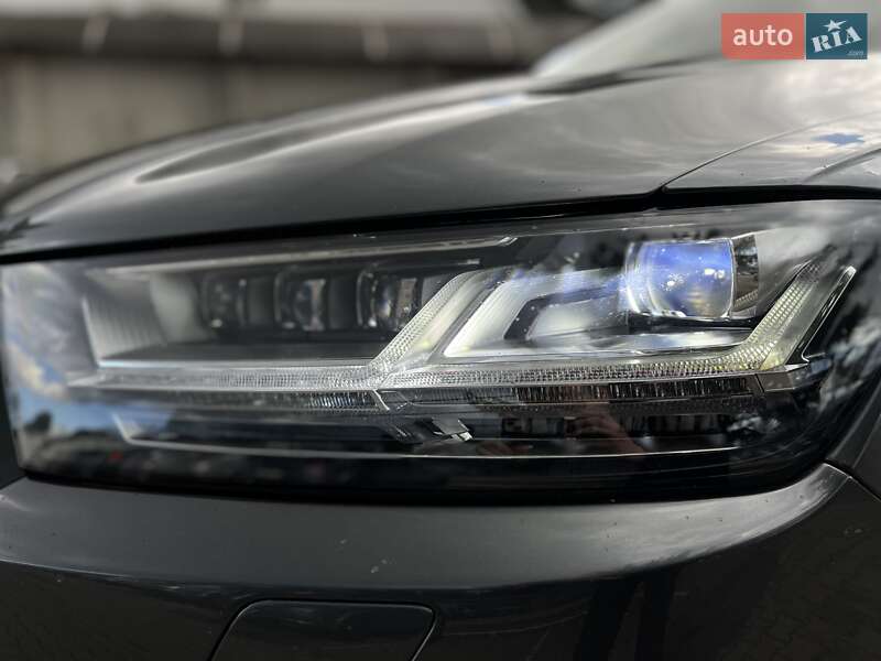 Внедорожник / Кроссовер Audi Q7 2016 в Луцке