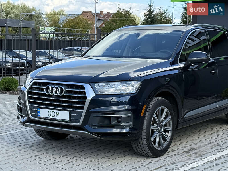 Внедорожник / Кроссовер Audi Q7 2017 в Львове