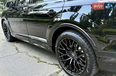 Внедорожник / Кроссовер Audi Q7 2025 в 