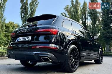 Внедорожник / Кроссовер Audi Q7 2025 в 