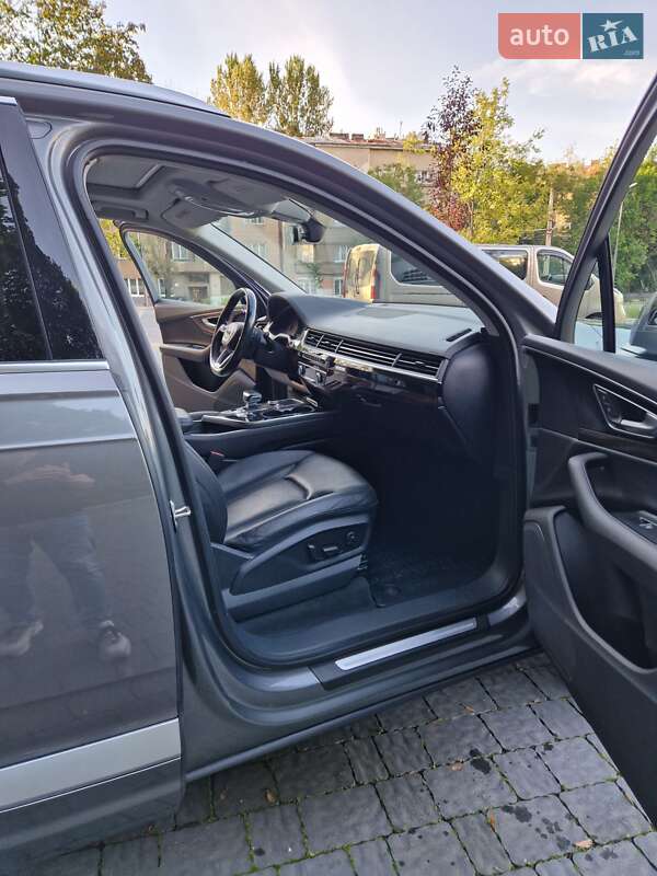 Внедорожник / Кроссовер Audi Q7 2016 в Львове