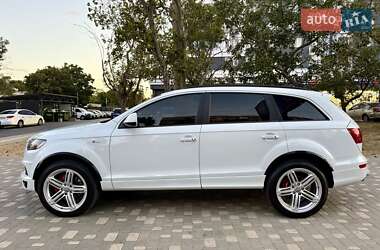 Позашляховик / Кросовер Audi Q7 2014 в 