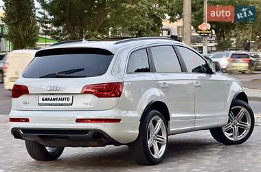 Позашляховик / Кросовер Audi Q7 2014 в 