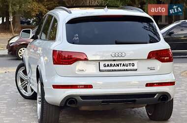 Позашляховик / Кросовер Audi Q7 2014 в 