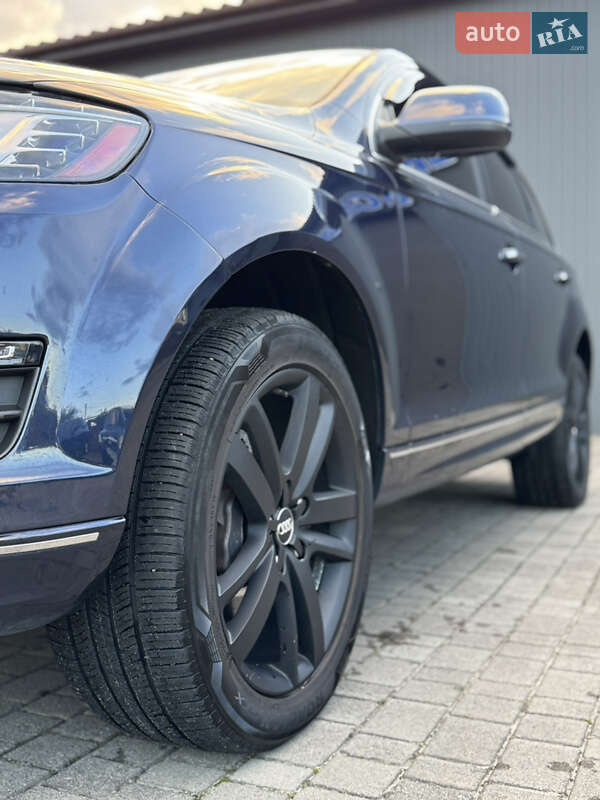 Позашляховик / Кросовер Audi Q7 2012 в Сарнах