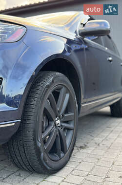 Позашляховик / Кросовер Audi Q7 2012 в 
