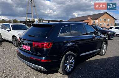 Внедорожник / Кроссовер Audi Q7 2017 в 