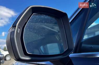 Внедорожник / Кроссовер Audi Q7 2017 в 