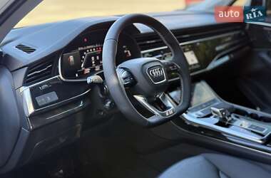 Внедорожник / Кроссовер Audi Q7 2022 в 