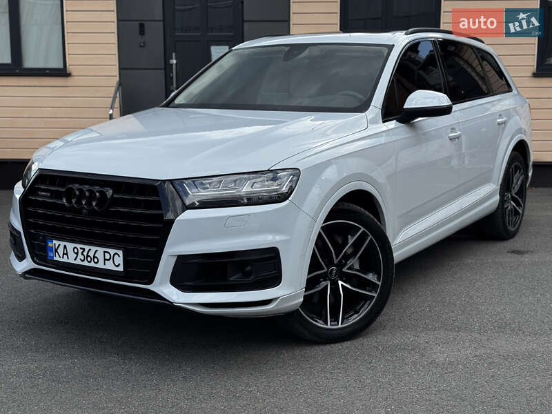 Внедорожник / Кроссовер Audi Q7 2017 в Киеве