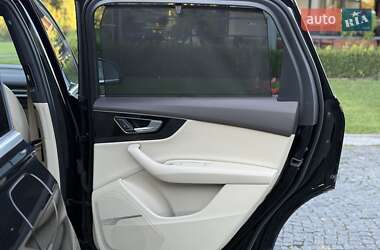 Внедорожник / Кроссовер Audi Q7 2018 в 