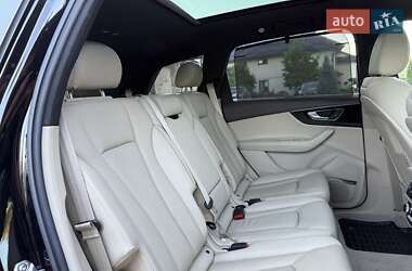 Внедорожник / Кроссовер Audi Q7 2018 в 