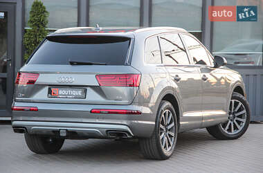 Внедорожник / Кроссовер Audi Q7 2016 в 